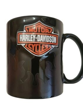 Harley-Davidson Black Colpur Changing Mug Shield Logo 11 oz